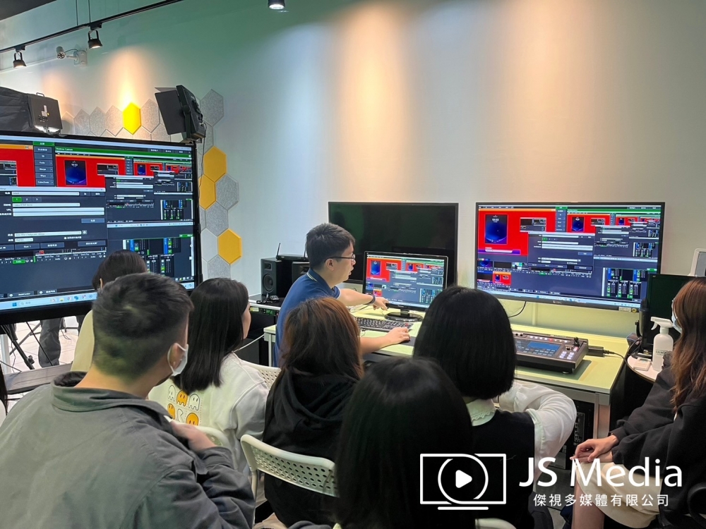國立臺北教育大學-虛擬攝影棚講座
